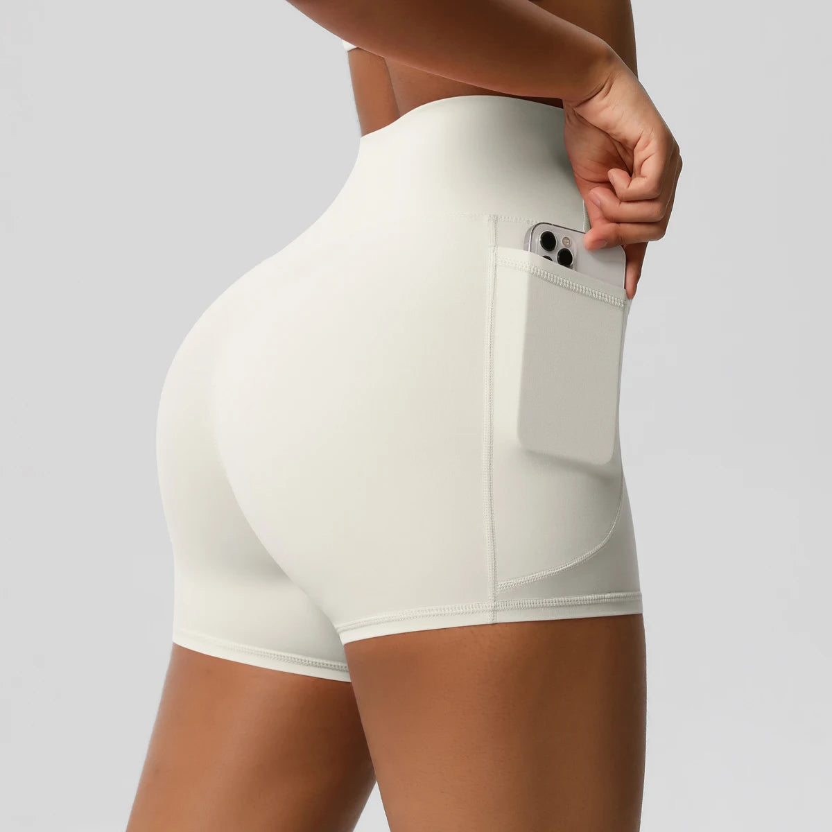 High Waist Yoga Shorts for Women - Squat Proof Athletic Shorts with Pockets Snaviére